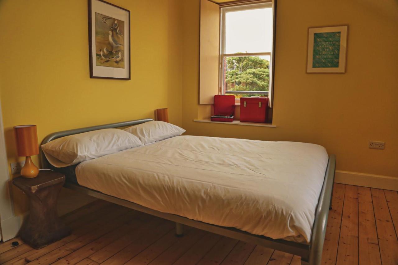The Dolphin Inn Hostel Dunbar Exteriér fotografie